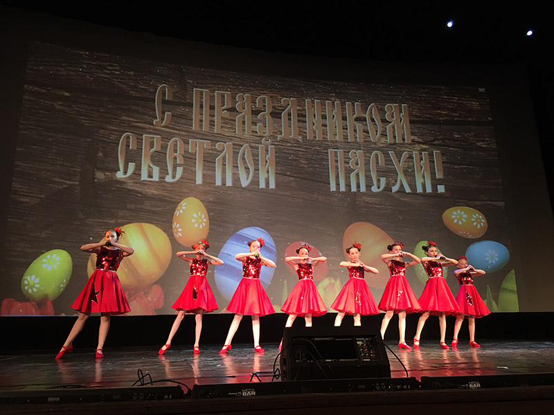 Праздничный концерт для детей в киноклубе «Эльдар» 4 мая 2021 года, приуроченный к празднику Светлой Пасхи.