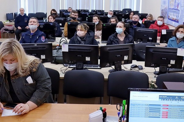 В Системе 112 Москвы прошло обучение диспетчеров, принимающих экстренные вызовы от жителей столицы